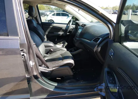 2018 Dodge Journey Crossroad Awd z USA, uszkodzony, nr VIN 3C4PDDGG7JT511190